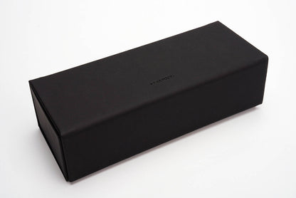 V606